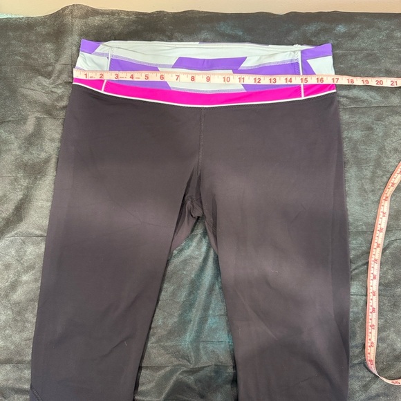 🔥Lululemon Colorful Leggings🔥 - Picture 2 of 8